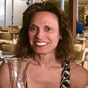 Meet your Posher, Lydia